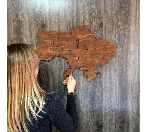 Декоративные часы из дерева. Декоративные часы из дерева.