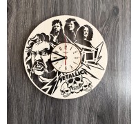 Деревянные часы на стену "Metallica"