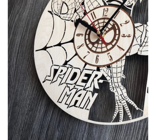 Круглые бесшумные настенные часы из дерева Spider-Man Круглые бесшумные настенные часы из дерева Spider-Man