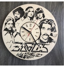Концептуальные настенные часы в интерьере «Eagles»