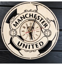 Концептуальные настенные часы в интерьере «Manchester United»