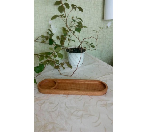 Доска для подачи блюда из дуба. Доска для подачи блюда из дуба.