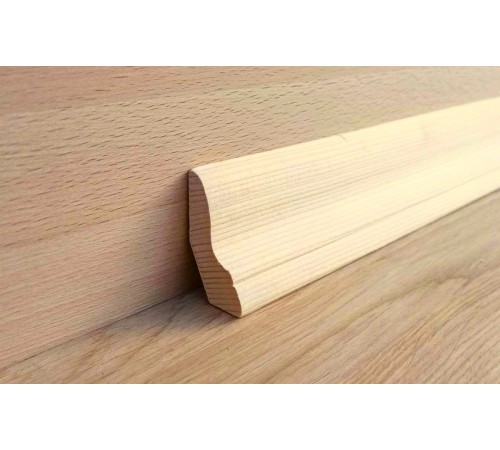 Sockelleiste aus europäischem Holz, Breite 60 mm Sockelleiste aus europäischem Holz, Breite 60 mm