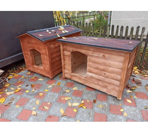 Insulated classic dog house for a large dog Insulated classic dog house for a large dog