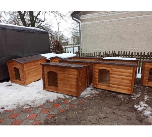 Insulated classic dog house for a large dog Insulated classic dog house for a large dog