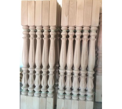 Tralka bukowa 55x55x900 mm Tralka bukowa 55x55x900 mm
