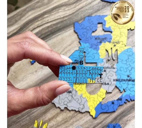 Патріотичний дерев'яний пазл Карта України жовто-блакитна XXL Патріотичний дерев'яний пазл Карта України жовто-блакитна XXL