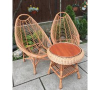 2 "Relax" chairs + a round "Mushroom" table