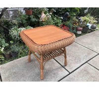 Квадратный столик "Гриб с плитой" Квадратный столик "Гриб с плитой"