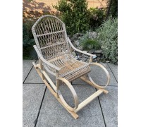 Fotel bujany wiklinowy, bukowy "Rattan" cappuccino z białymi wstawkami.