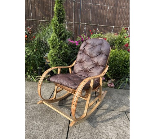 Кресло заноза буковая "Ротанг" с ротанговыми вставками и подушка водостойкая. Кресло заноза буковая "Ротанг" с ротанговыми вставками и подушка водостойкая.