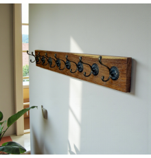 Настінний вішак для одягу з дуба з вінтажними гачками "Ваівілон" 900