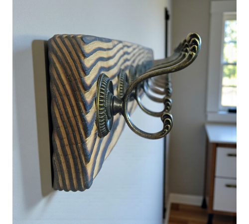 Настенная вешалка для одежды из сосны "Викинг"