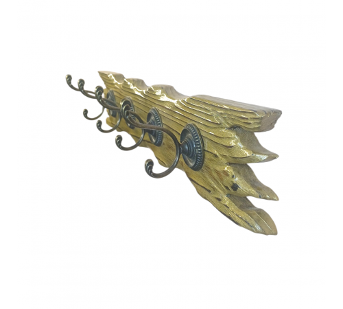 Настенная резная вешалка из фактурной сосны